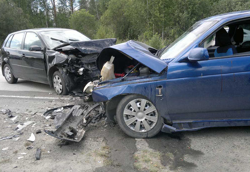 Возвращались со свадьбы и угодили в тяжелое ДТП, много раненых
