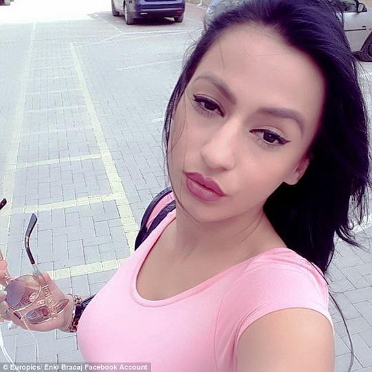 Эта ведущая новостей сразу завоевала славу