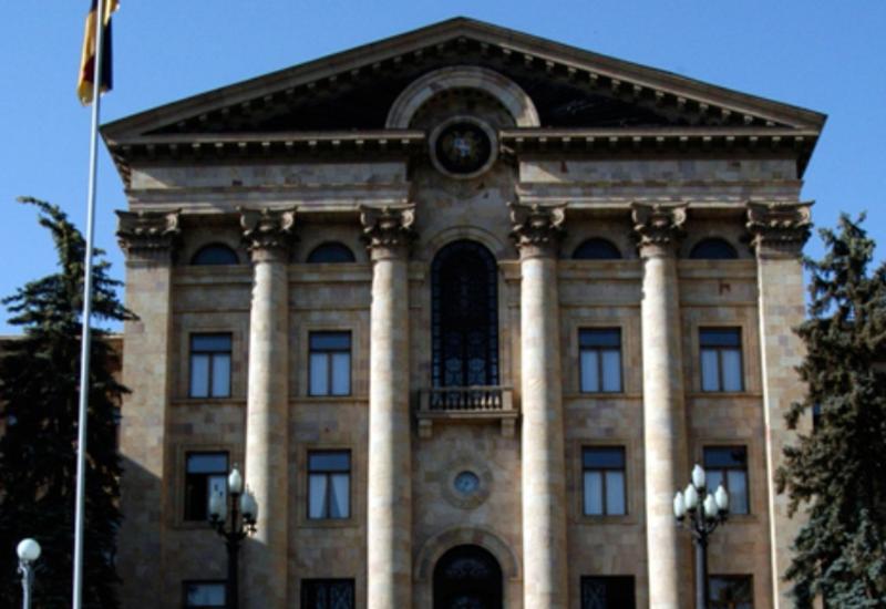 Политики оценили, кто в Армении "дешевка"