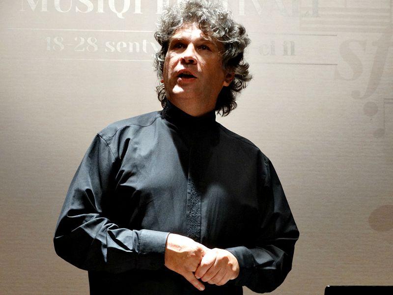 Фортепианная феерия на сцене Международного центра мугама