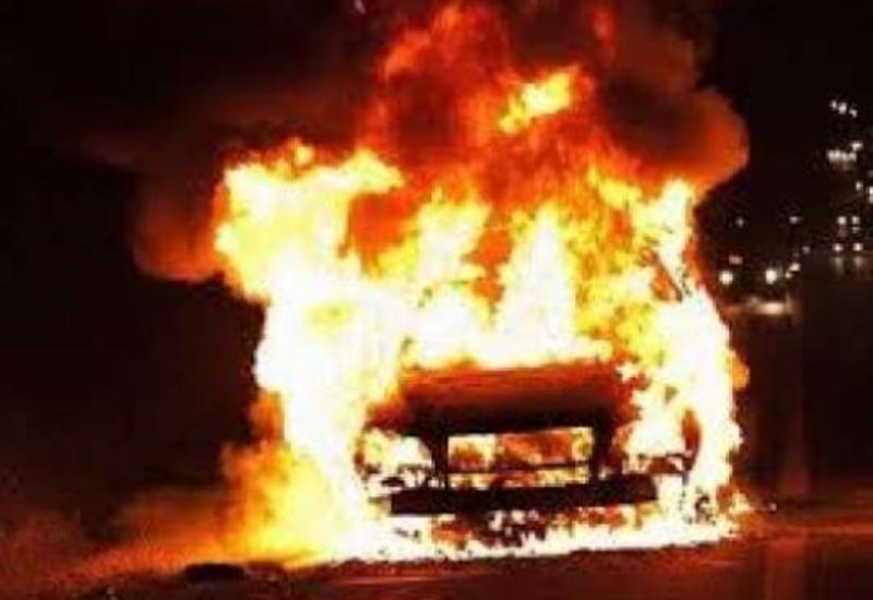 Bakıda polisin cərimə meydançasında maşınları kim yandırdı?