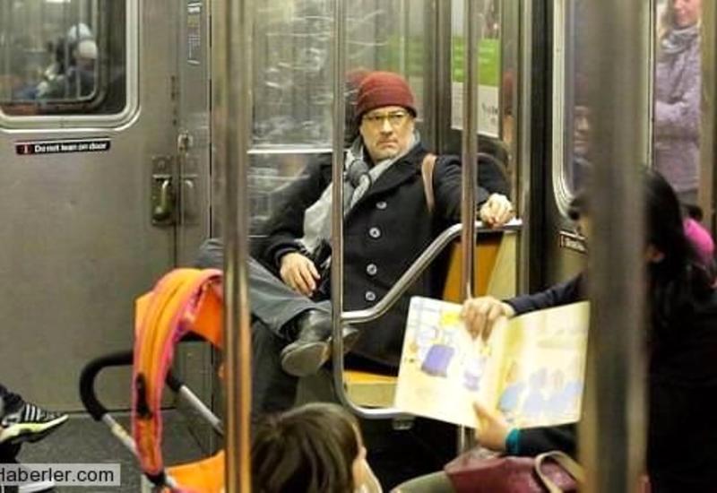 Məşhur aktyor metroda