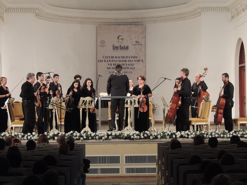 Концерт с сюрпризами в бакинской Филармонии