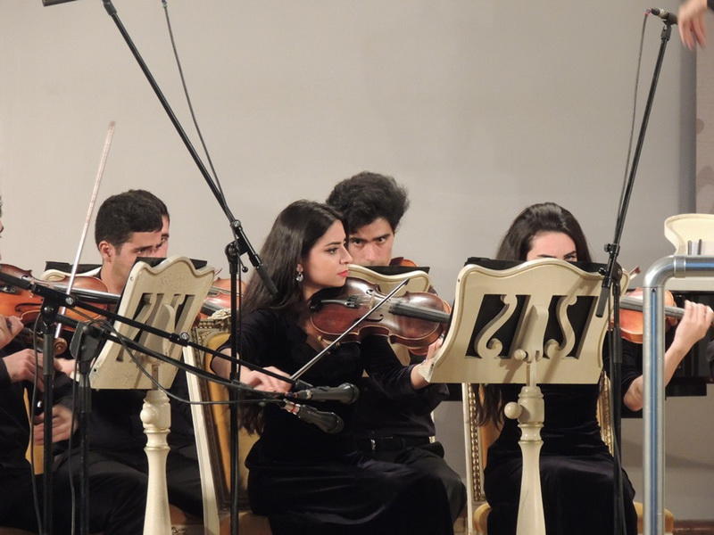 Концерт с сюрпризами в бакинской Филармонии