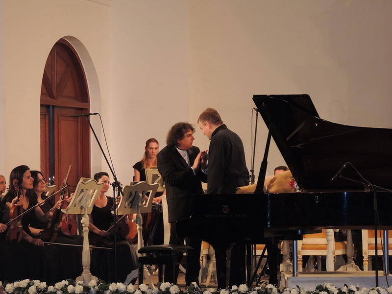 Последние аккорды фестиваля Узеира Гаджибейли в Филармонии