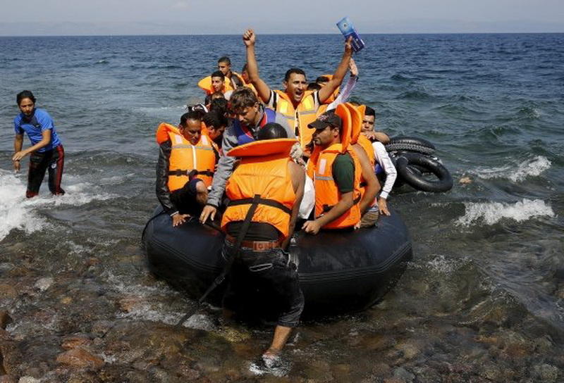 Беженцев из Сирии и Ирака обнаружили в странном месте