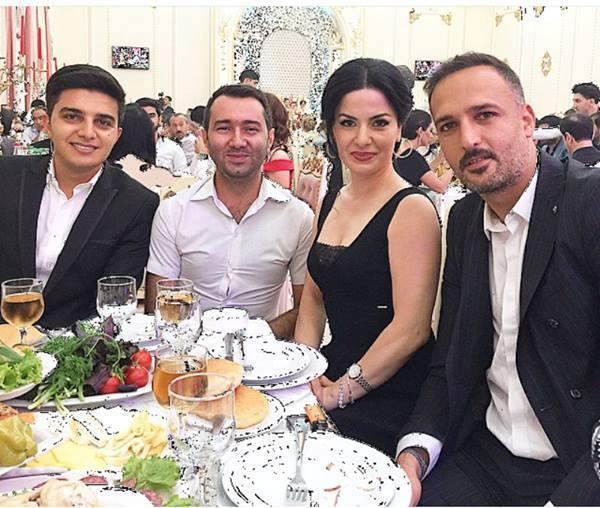 Azərbaycanlı aparıcının toyundan ilk