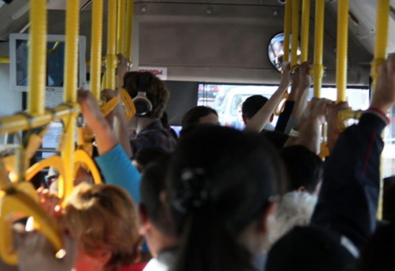 "BakuBus" avtobuslarından istifadə edən sərnişinlərə