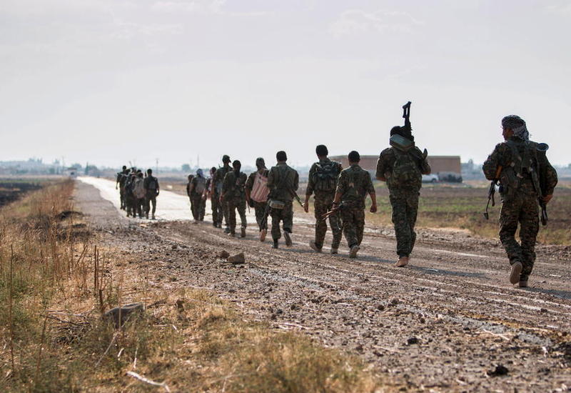 На юге Сирии 700 боевиков добровольно сдались властям