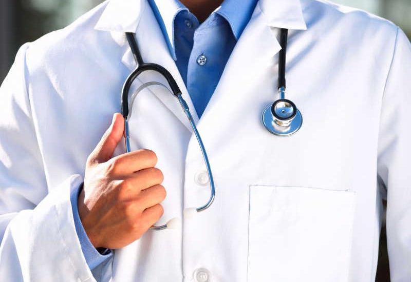 Врачам не позволят заниматься самодеятельностью
