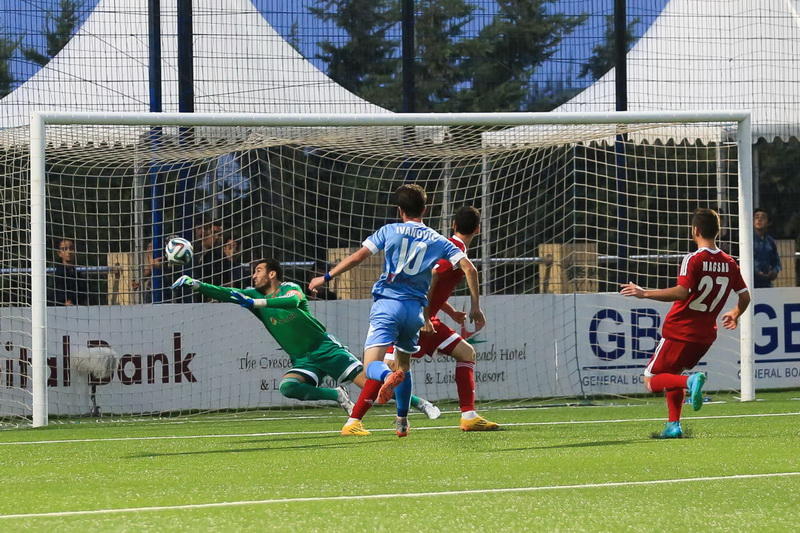 Роберт Просинечки отметил прекрасную игру "Зиря"