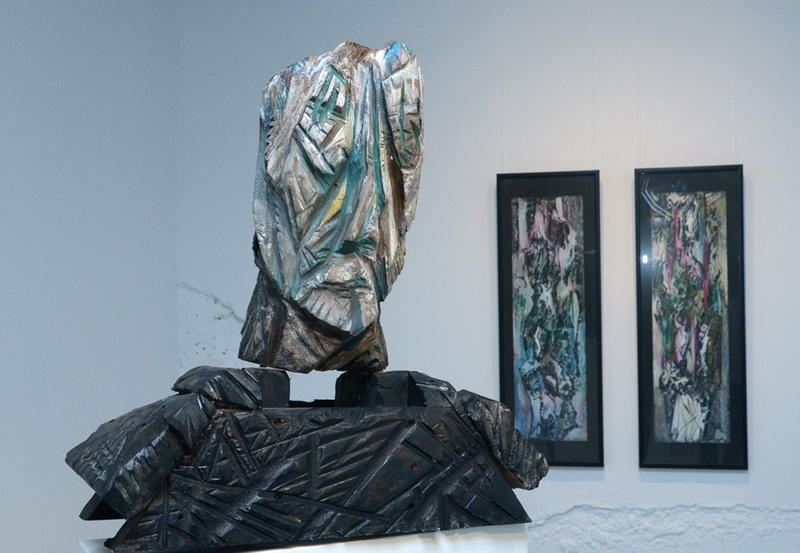 В YAY Gallery открылась выставка известного художника Гусейна Хагверди "Преломление"
