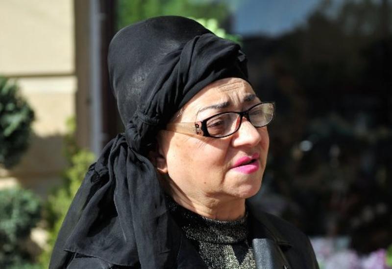 Nuriyyə Əhmədova vəfat etdi