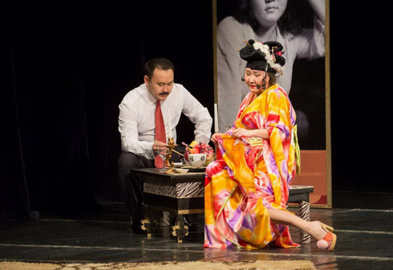 "Любящая женщина" в Баку