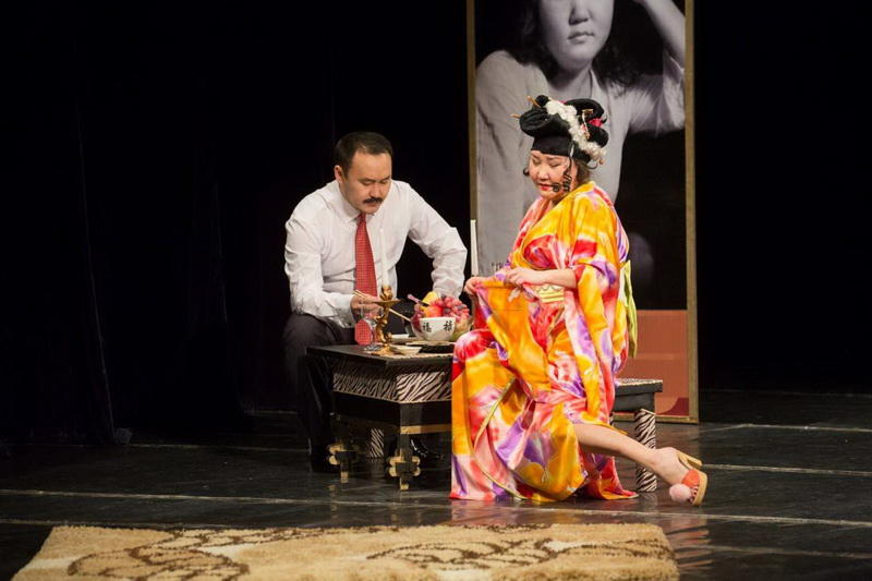 "Любящая женщина" в Баку