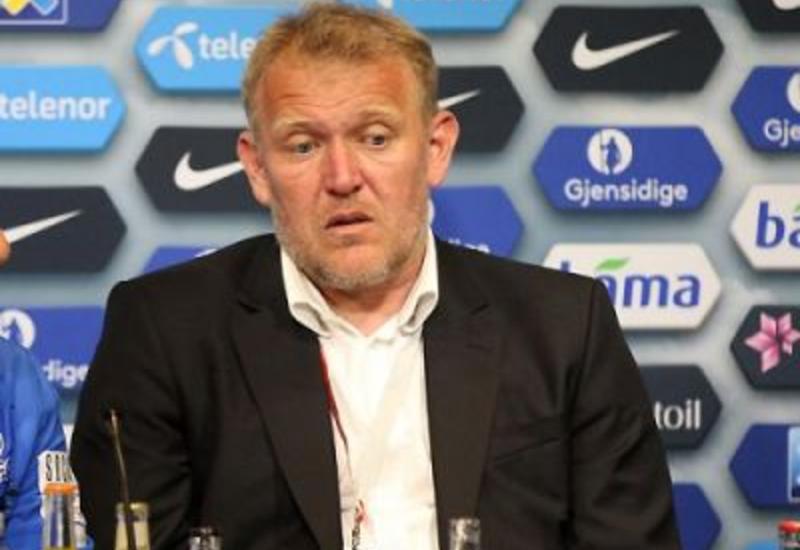 Представитель "Бурсаспор": Мы прекратили переговоры с Просинечки