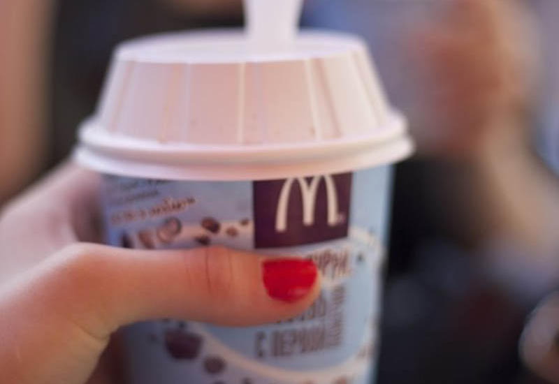 Вот почему ложки от макфлури в McDonald’s такой формы