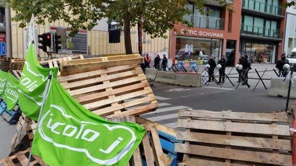 Полиция разогнала митинг в Брюсселе, 19 задержанных