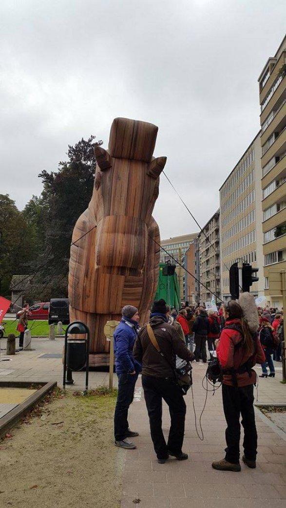 Полиция разогнала митинг в Брюсселе, 19 задержанных