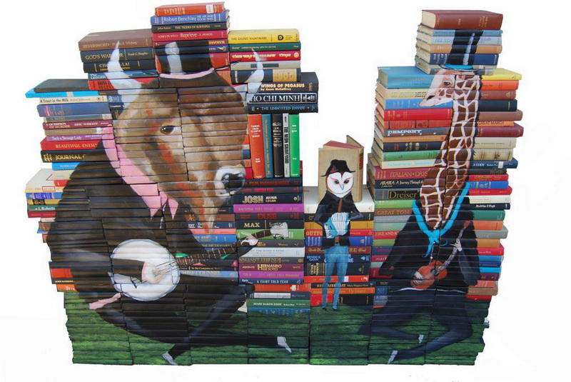 "Картинная галерея" Day.Az: Невероятное книжное искусство