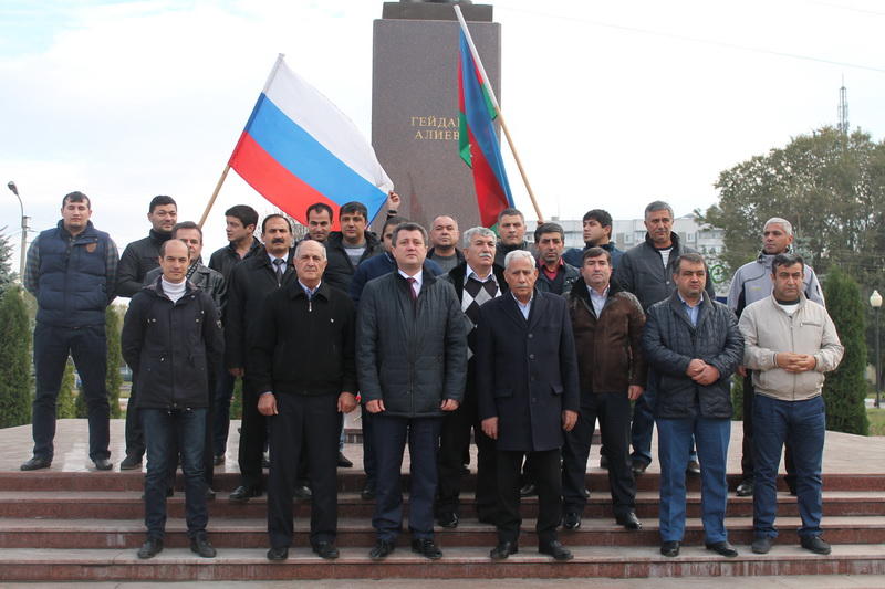 Азербайджанцы Ульяновска отметили День независимости