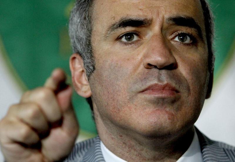Каспаров оказался коррупционером