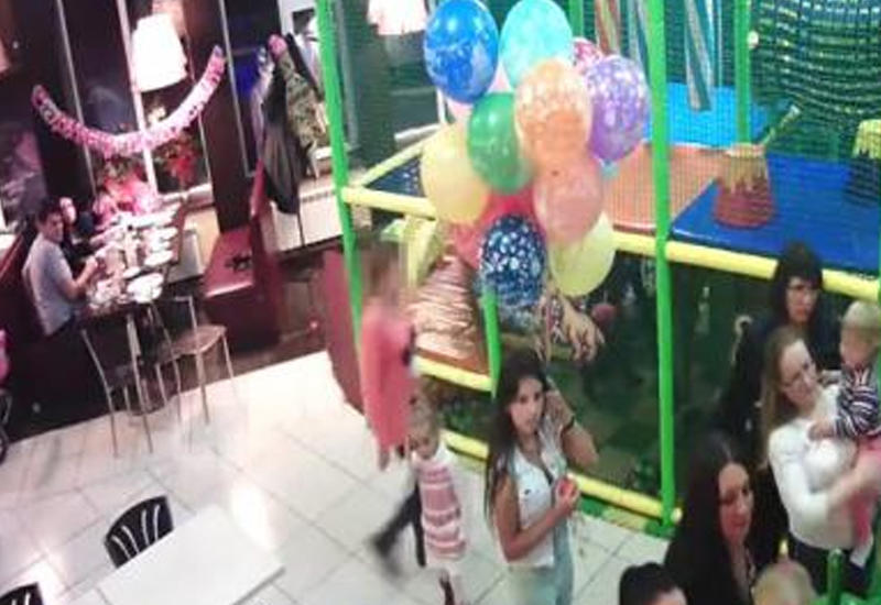 Драка двух мам на детском празднике