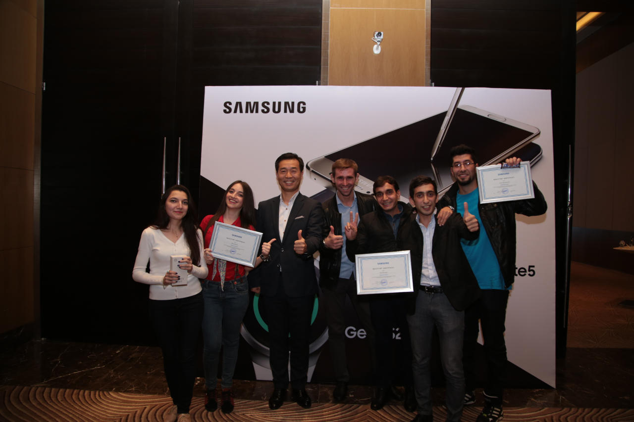 Samsung Galaxy Note 5 доступен в Азербайджане