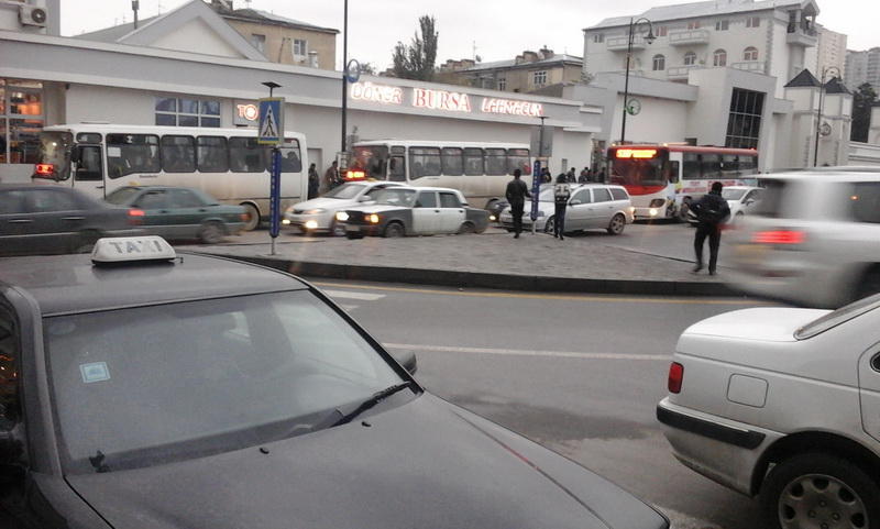 Что душит въезд в Баку