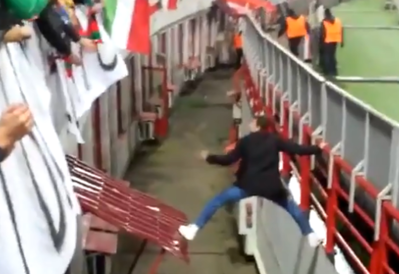 Футбольный фанат-ниндзя