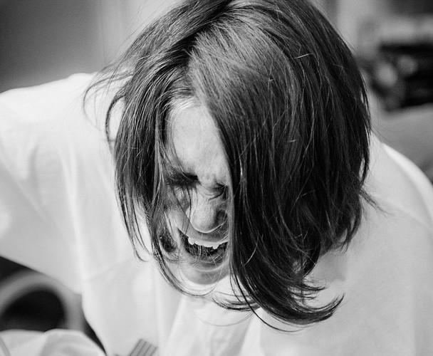 Шведский фотограф запечатлела лица женщин во время родов