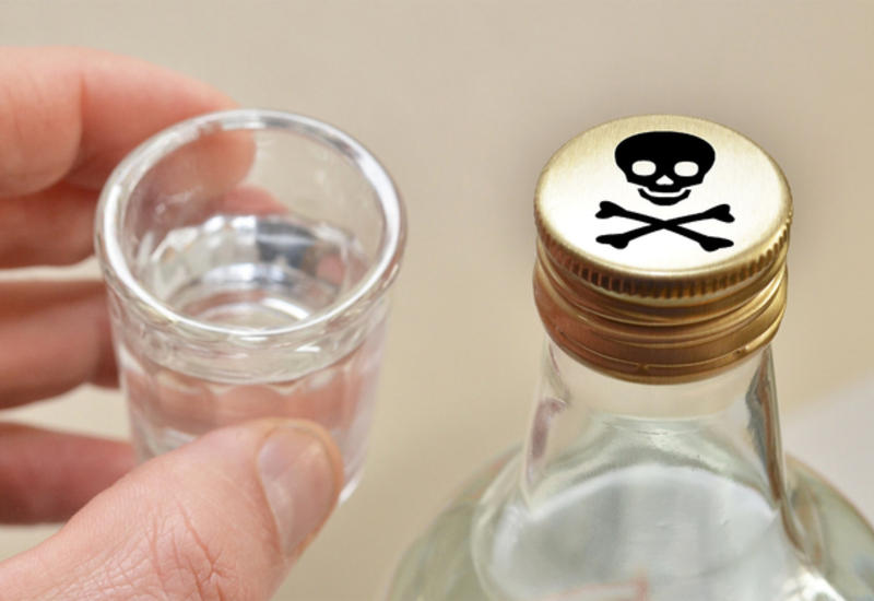 Стамбул: анисовая водка убила 12 человек