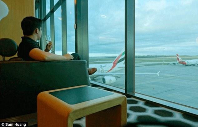 Парень побывал в 12 городах мира всего за $300 и вот в чем секрет