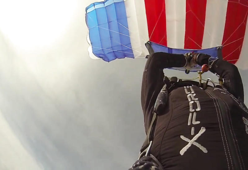 Экстремальнейший прыжок с парашютом