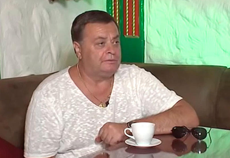 Отец Жанны Фриске сходит с ума
