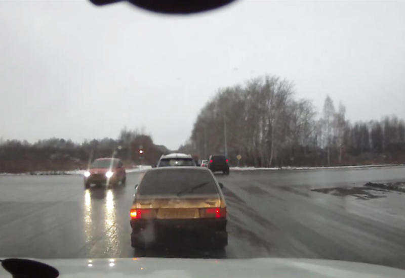 Легковушка разнесла внедорожник в клочья