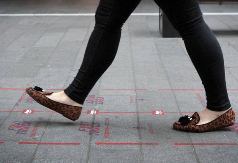 Спецполоса для спешащих пешеходов