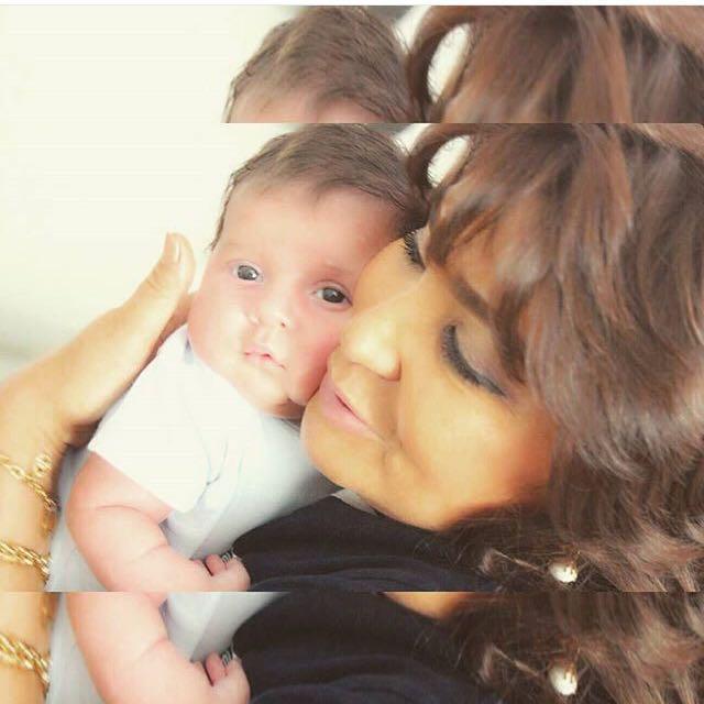 Nazpəri Dostəliyevanın yeni doğulan nəvəsi