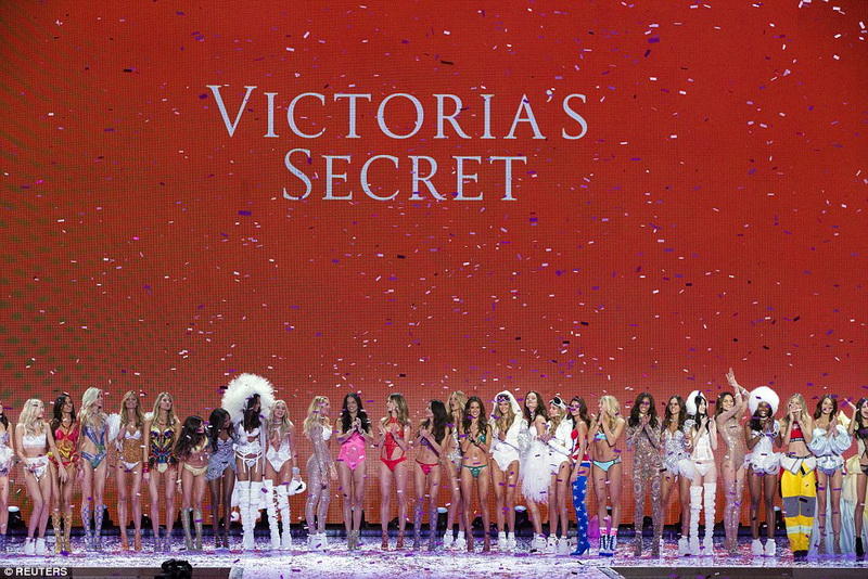 "Ангелы" Victoria's Secret показались во всей красе