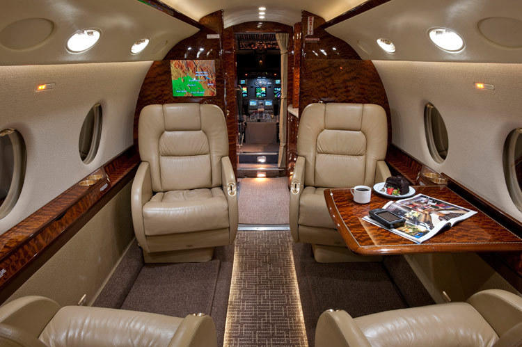 Роналду купил самолет за €19 млн