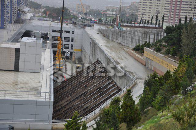 Sürüşən avtovağzalda vəziyyət daha da gərginləşdi