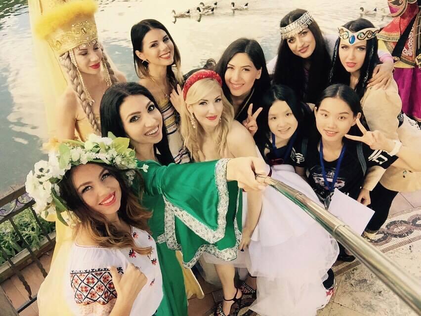Pərvin “Miss Bikini Universe"də