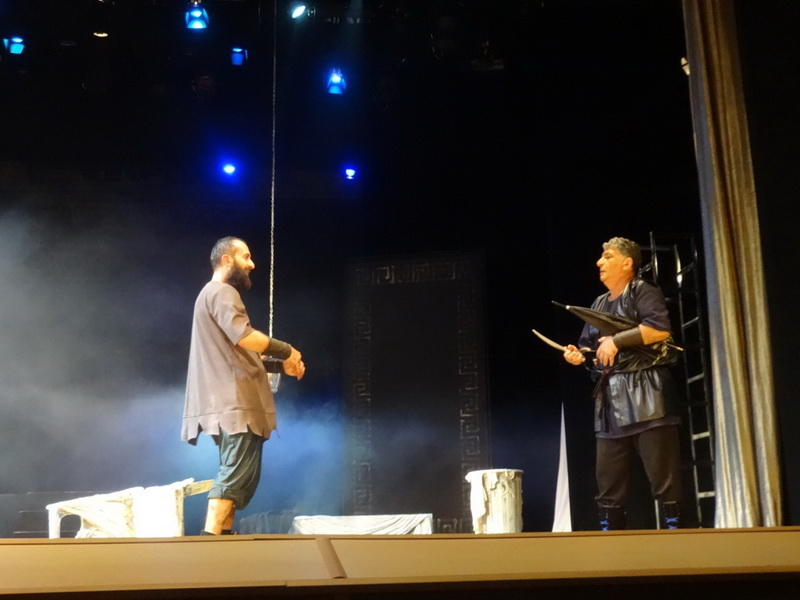 В Баку сожгли одно из семи чудес света