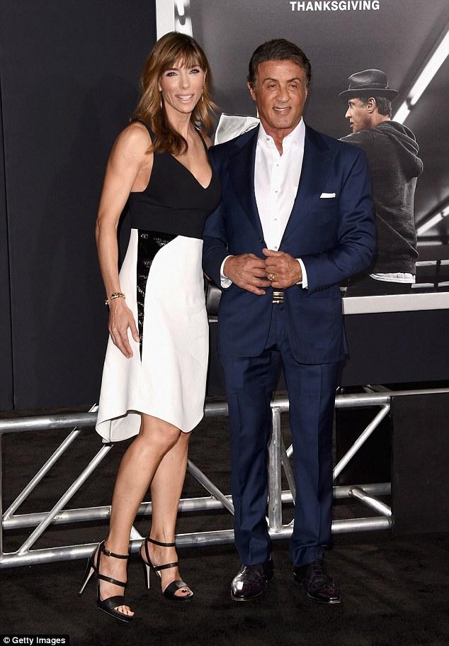 Сталлоне вывел в свет своих красавиц-дочерей