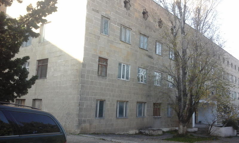 Пациентам этой больницы придется подождать