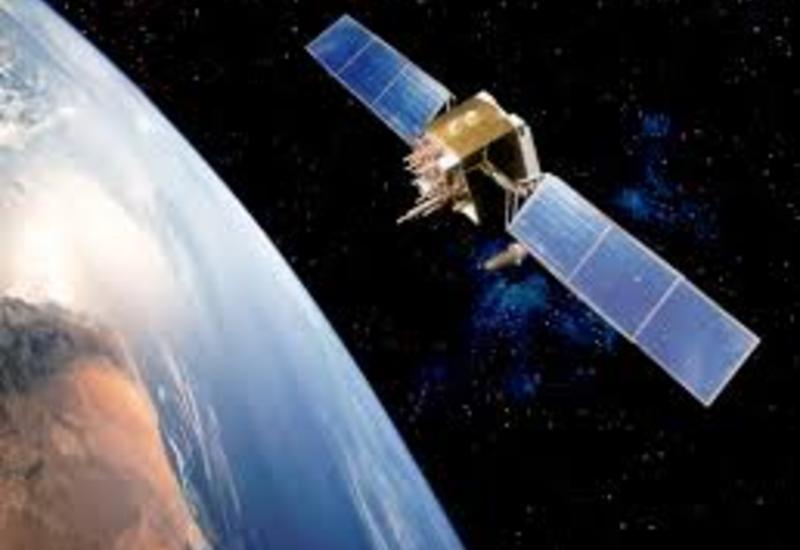 Китай успешно запустил первый национальный спутник мобильной связи