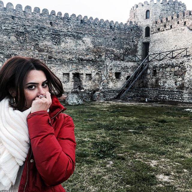 Оксана Расулова сбежала в Грузию