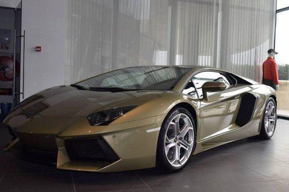Bakıda 460 min manatlıq Lamborghini satıldı