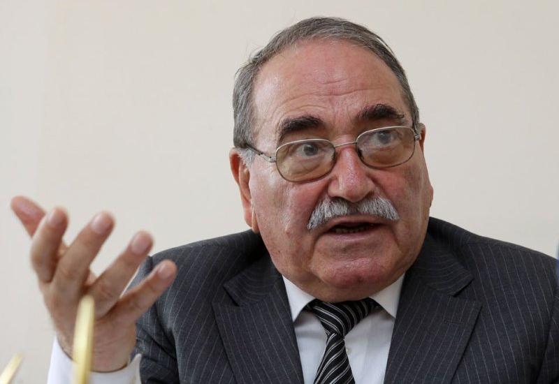 Tofiq Hacıyevin imzası saxtalaşdırılır?