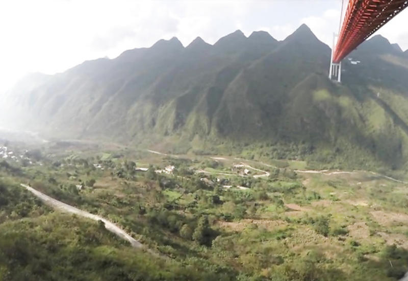 Это стоит увидеть: прыжок со смертельной высоты